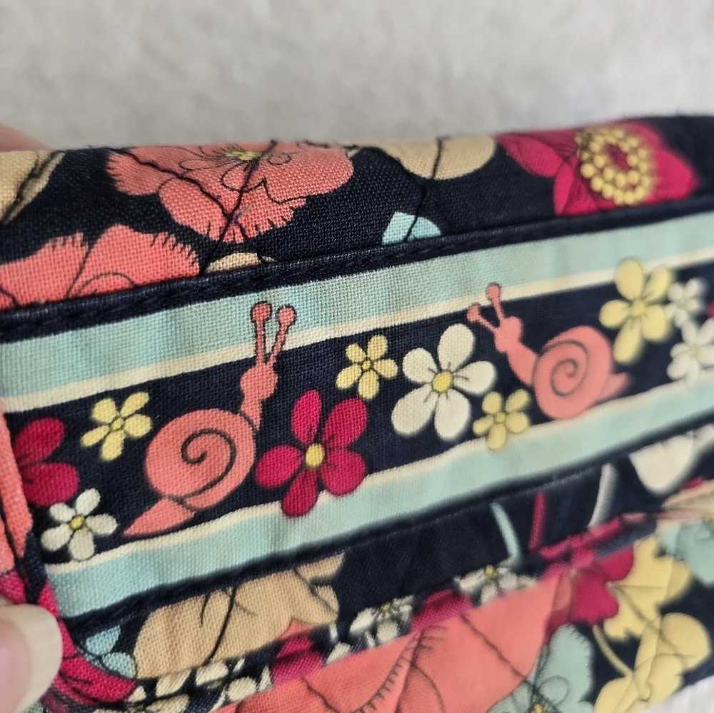 Vera Bradley Floral Women's Wallet - Picture 2 of 9
